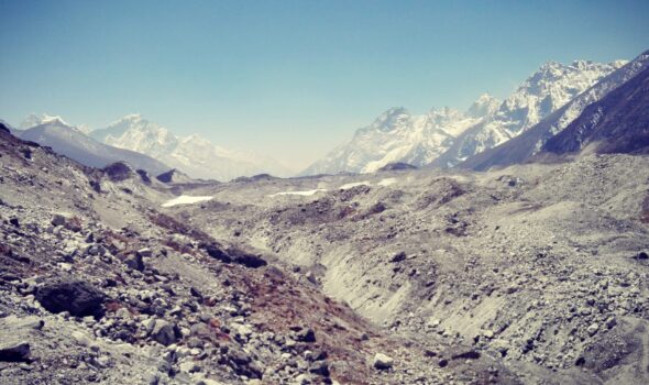 Everest Camp Trek vs Everest Base Camp Helicopter Trek