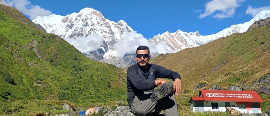 on the way to annapurna base camp